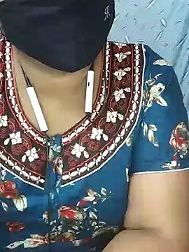 Snapshot of yours-kavaya chatting on 01/06/25, 12:48 yours-kavaya online show from 01/06/25, 12:48