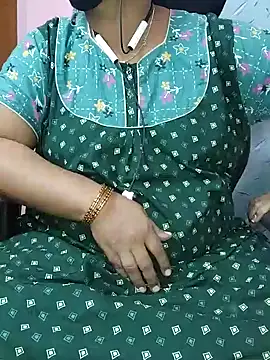 Snapshot of yours-kavaya chatting on 01/23/25, 12:57 yours-kavaya online show from 01/23/25, 12:57