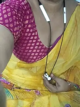 Snapshot of yours-kavaya chatting on 03/15/25, 10:46 yours-kavaya online show from 03/15/25, 10:46