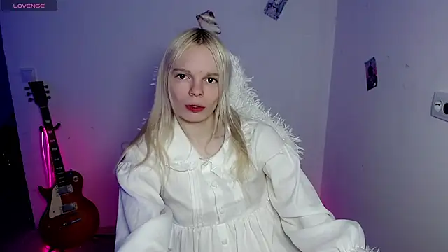 Emily Nyaffee online show from 02/01/26, 09:24