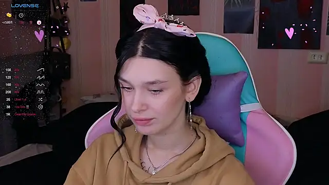 Snapshot of Amanda_Tender chatting on 01/27/25, 08:17 Amanda Tender online show from 01/27/25, 08:17