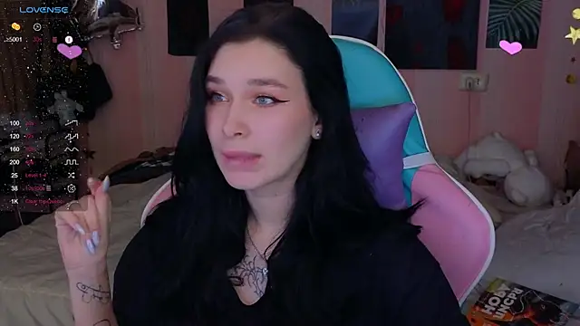 Snapshot of Amanda_Tender chatting on 02/26/25, 09:27 Amanda Tender online show from 02/26/25, 09:27