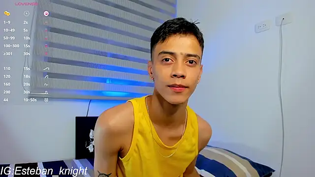 Snapshot of Esteban_Knight chatting on 12/24/24, 01:06 Esteban Knight online show from 12/24/24, 01:06