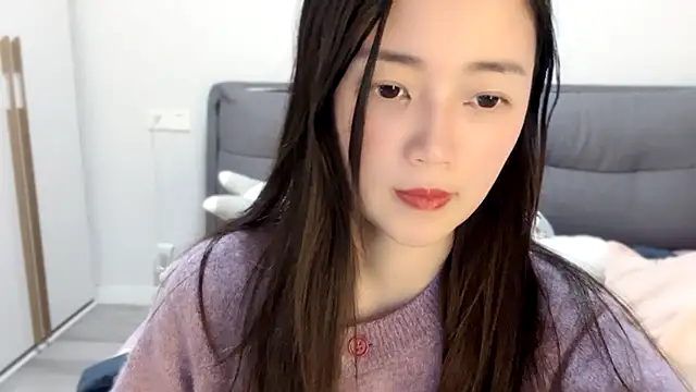 Snapshot of A-xena chatting on 03/07/25, 02:01 A-xena online show from 03/07/25, 02:01