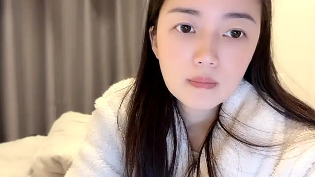 Snapshot of A-xena chatting on 03/16/25, 02:32 A-xena online show from 03/16/25, 02:32