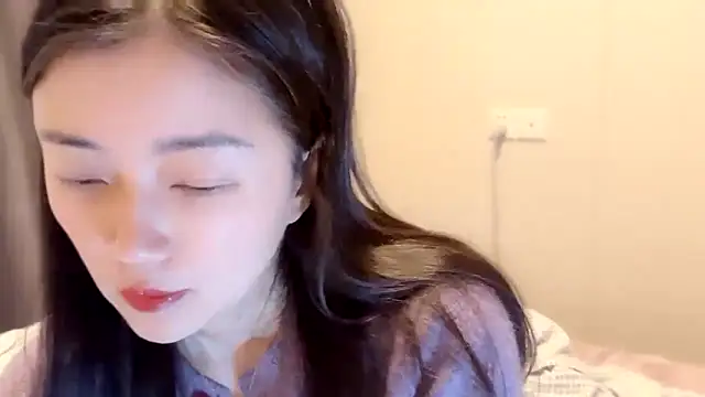 Snapshot of A-xena chatting on 03/23/25, 02:15 A-xena online show from 03/23/25, 02:15