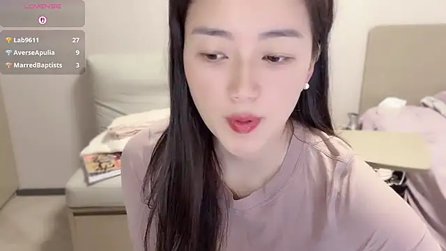 A-xena online show from 10/28/25, 03:32