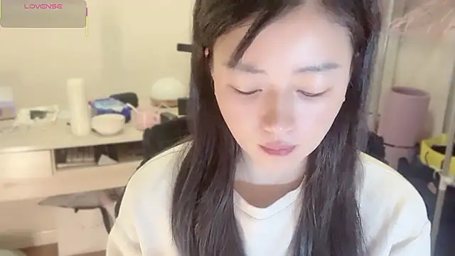 A-xena online show from 12/04/25, 02:32