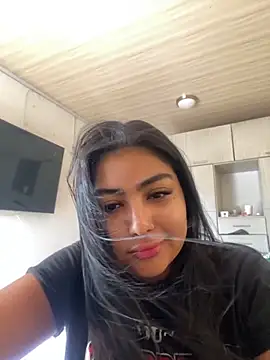 Snapshot of NatashaBrown12 chatting on 09/22/25, 11:56 NatashaBrown12 online show from 09/22/25, 11:56