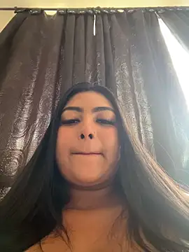 NatashaBrown12 online show from 12/03/25, 12:58