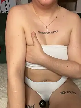 PetiteAngel666 online show from 04/09/26, 05:18