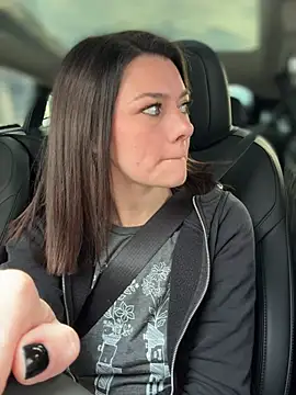 Snapshot of LadyLena1 chatting on 01/07/25, 06:24 LadyLena1 online show from 01/07/25, 06:24