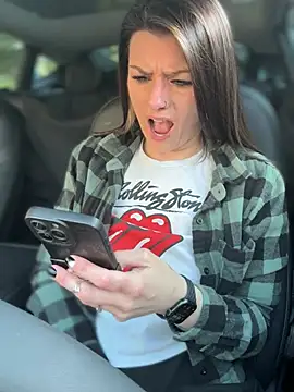 Snapshot of LadyLena1 chatting on 01/24/25, 11:45 LadyLena1 online show from 01/24/25, 11:45