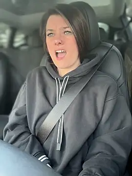 Snapshot of LadyLena1 chatting on 02/05/25, 06:04 LadyLena1 online show from 02/05/25, 06:04