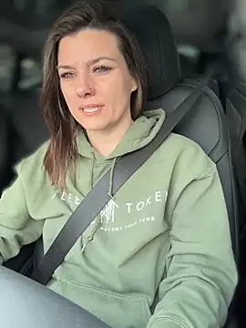 Snapshot of LadyLena1 chatting on 02/07/25, 09:26 LadyLena1 online show from 02/07/25, 09:26