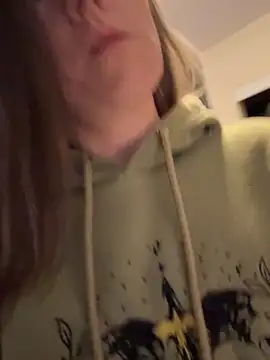 Snapshot of LadyLena1 chatting on 02/14/25, 12:19 LadyLena1 online show from 02/14/25, 12:19