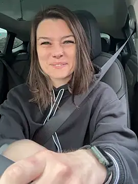 Snapshot of LadyLena1 chatting on 02/16/25, 03:59 LadyLena1 online show from 02/16/25, 03:59