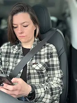 Snapshot of LadyLena1 chatting on 02/21/25, 06:59 LadyLena1 online show from 02/21/25, 06:59