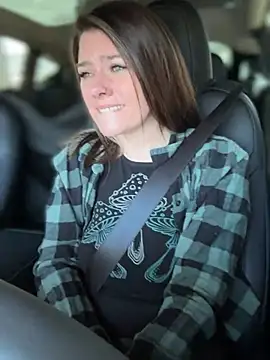 Snapshot of LadyLena1 chatting on 02/26/25, 06:11 LadyLena1 online show from 02/26/25, 06:11