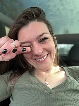 Snapshot of LadyLena1 chatting on 02/27/25, 05:58 LadyLena1 online show from 02/27/25, 05:58