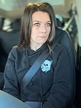 Snapshot of LadyLena1 chatting on 02/27/25, 10:09 LadyLena1 online show from 02/27/25, 10:09