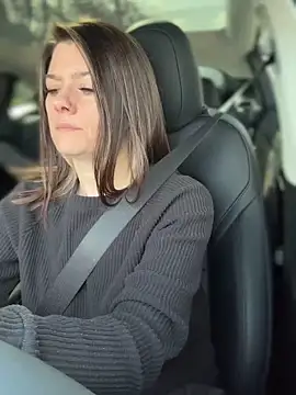 Snapshot of LadyLena1 chatting on 03/04/25, 10:05 LadyLena1 online show from 03/04/25, 10:05