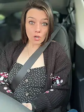 Snapshot of LadyLena1 chatting on 03/07/25, 12:04 LadyLena1 online show from 03/07/25, 12:04