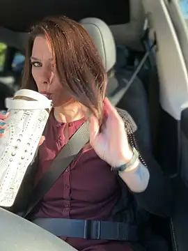 Snapshot of LadyLena1 chatting on 09/28/25, 12:38 LadyLena1 online show from 09/28/25, 12:38