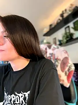 Snapshot of LadyLena1 chatting on 10/05/25, 06:06 LadyLena1 online show from 10/05/25, 06:06