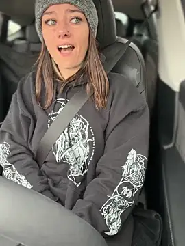 Snapshot of LadyLena1 chatting on 10/10/25, 06:40 LadyLena1 online show from 10/10/25, 06:40