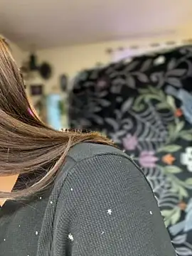 Snapshot of LadyLena1 chatting on 12/03/25, 04:16 LadyLena1 online show from 12/03/25, 04:16