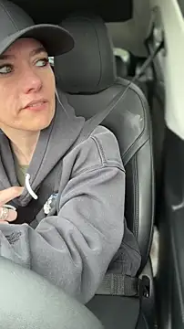 LadyLena1 online show from 03/29/26, 06:08