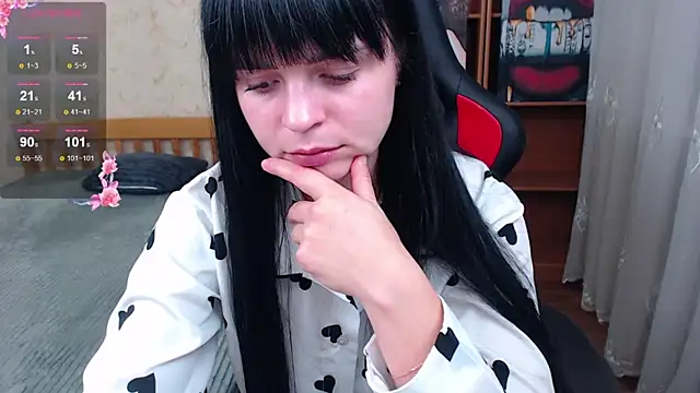 JuicyJess online show from 11/05/25, 08:42