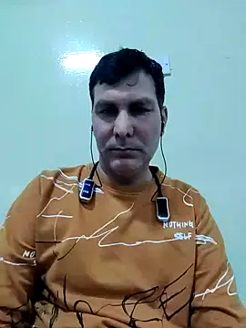 Snapshot of ZIMMY25 chatting on 05/15/26, 06:15 ZIMMY25 online show from 05/15/26, 06:15