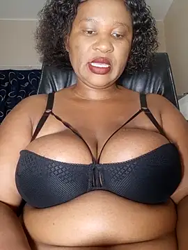 Bootyliciousbbw12 online show from 04/11/26, 08:40