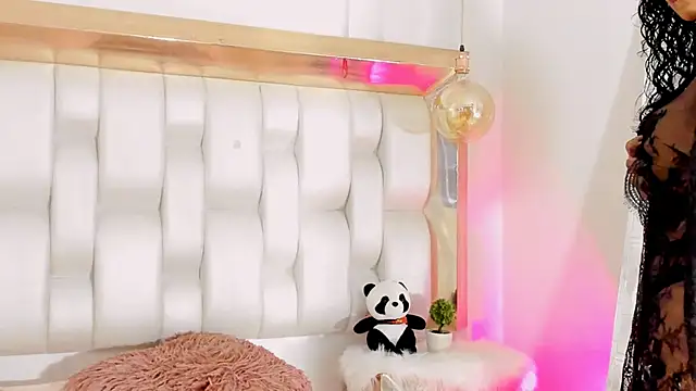 BeckyRusso online show from 02/08/25, 12:39