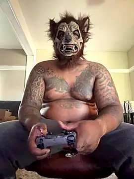 Snapshot of K1NGD916 chatting on 10/31/25, 07:59 K1NGD916 online show from 10/31/25, 07:59