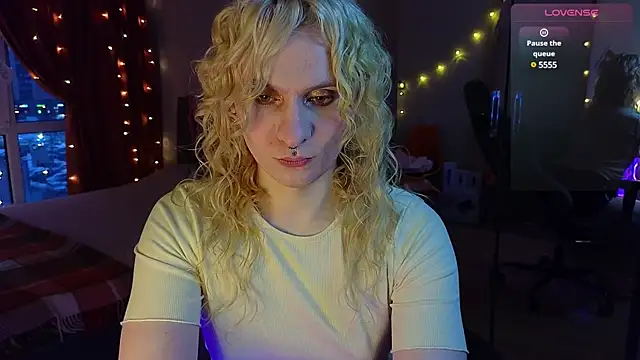 Lori Myaf online show from 03/02/25, 03:27