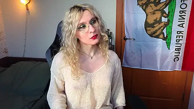 Lori Myaf online show from 02/05/26, 11:37