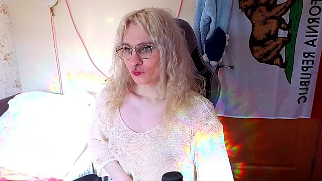 Lori Myaf online show from 03/28/26, 01:22