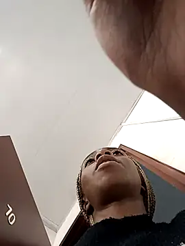 Shanelle   online show from 02/25/26, 01:43