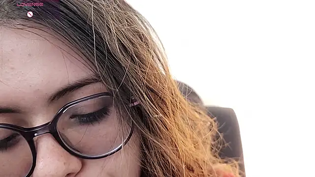 irinasweet27 online show from 10/10/25, 12:53