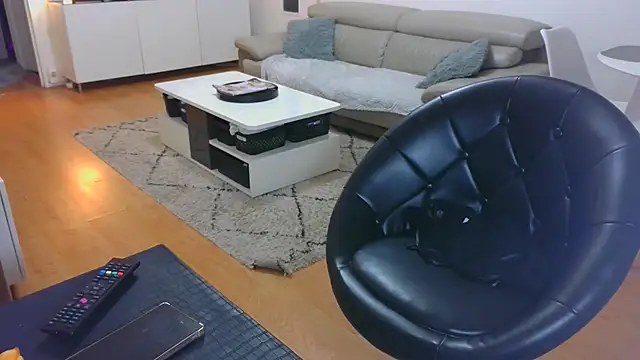 Snapshot of sarametisse26 chatting on 10/08/25, 06:11 sarametisse26 online show from 10/08/25, 06:11