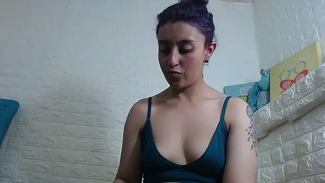 AngelaLinaresx69 online show from 11/26/25, 07:15