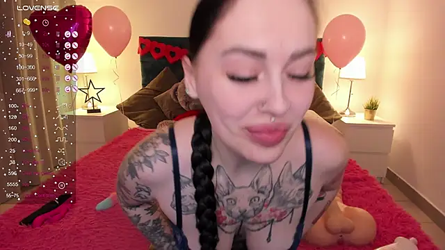 Snapshot of missAngellina chatting on 02/14/25, 05:09 missAngellina online show from 02/14/25, 05:09