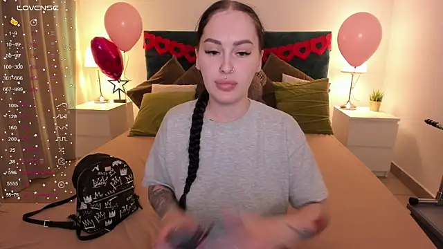 Snapshot of missAngellina chatting on 02/20/25, 10:48 missAngellina online show from 02/20/25, 10:48