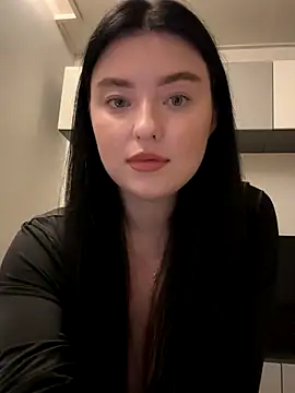 Snapshot of Angela_Fosterr chatting on 10/10/25, 04:28 Angela Fosterr online show from 10/10/25, 04:28