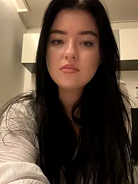 Snapshot of Angela_Fosterr chatting on 11/07/25, 06:08 Angela Fosterr online show from 11/07/25, 06:08