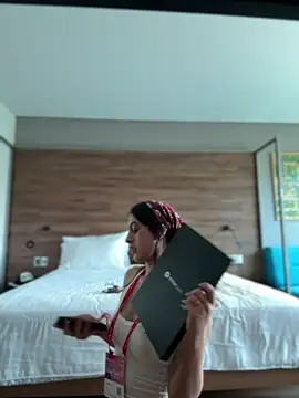 afrodita  25 online show from 04/29/26, 09:21