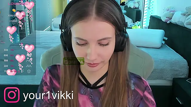 Snapshot of Vikki_Cheese chatting on 01/25/25, 02:15 Vikki Cheese online show from 01/25/25, 02:15